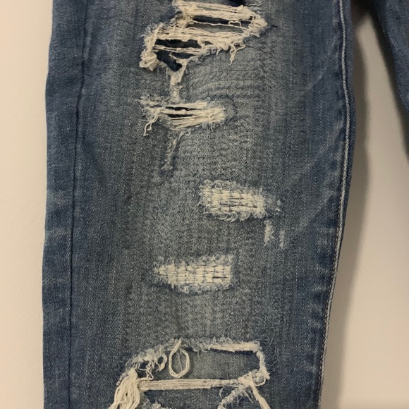American Eagle Ripped Jeans - Picture 5 of 5